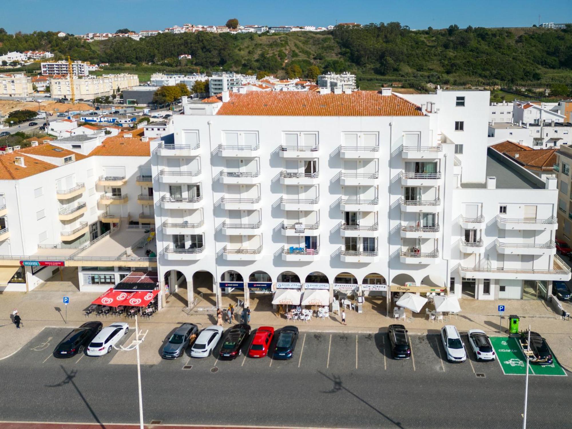 T2 Dina'S Place Nazaré Exteriér fotografie